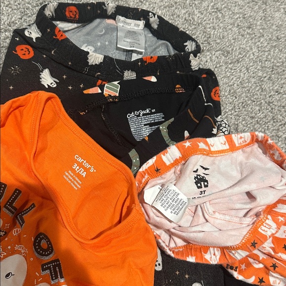 Halloween Print 3T Toddler Bundle leggings and long sleeve peplum - Picture 6 of 6